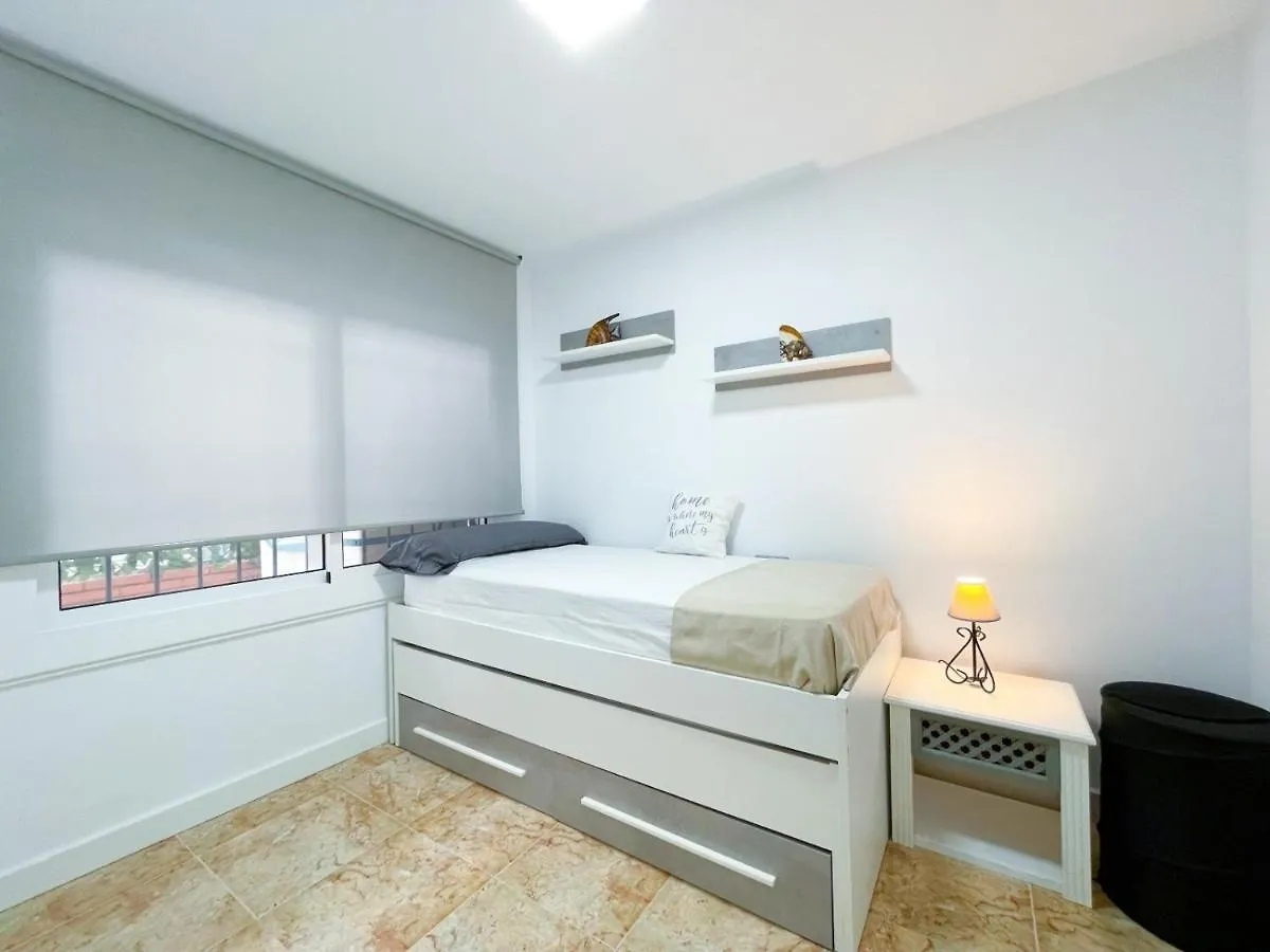 Apartamentos Calamari 1 & 2 Salou 0*,